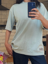 Load image into Gallery viewer, Blank T-shirt - Mint
